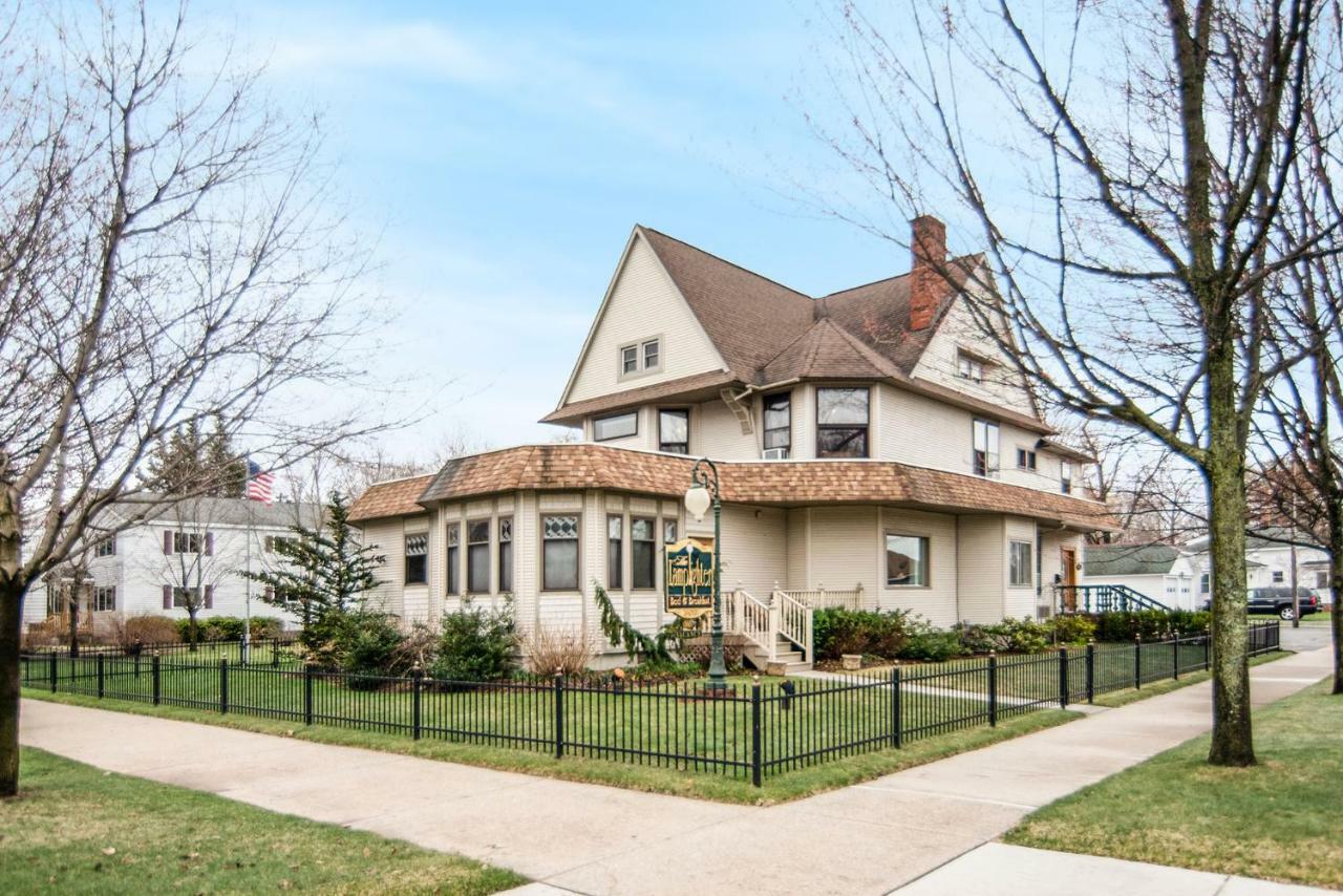 The Lamplighter Bed & Breakfast Of Ludington Ngoại thất bức ảnh